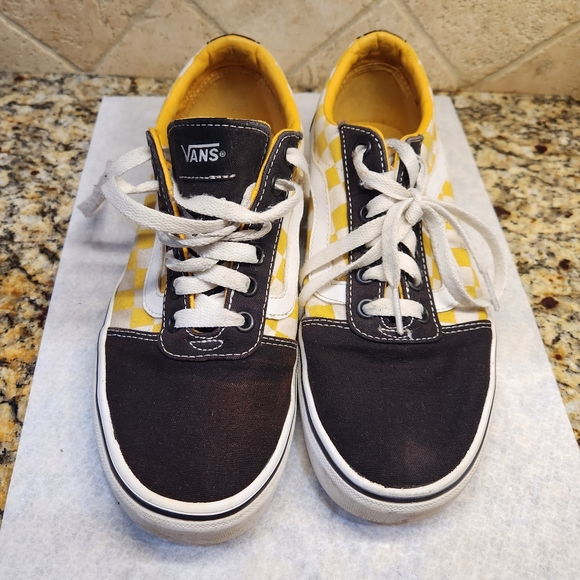 Vans old-school checkered skater sneakers *HOST PICK* - Picture 4 of 10